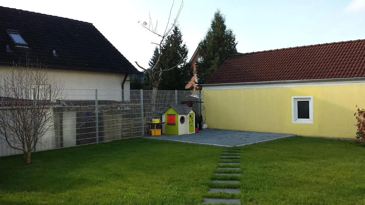 Die Buttenheim Lodge - Familienfreundliche Ferienwohnung Mit Garten Apartment